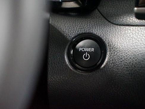 Used 2025 Toyota Camry LE image 23