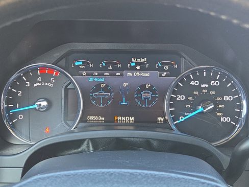 Used 2022 Ford F350 Lariat w/ Chrome Package image 25