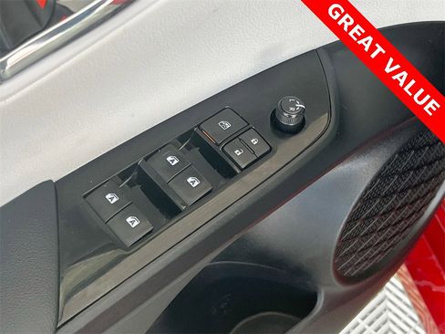 Used 2017 Toyota Prius Two w/ Carpet Mat Package image 17