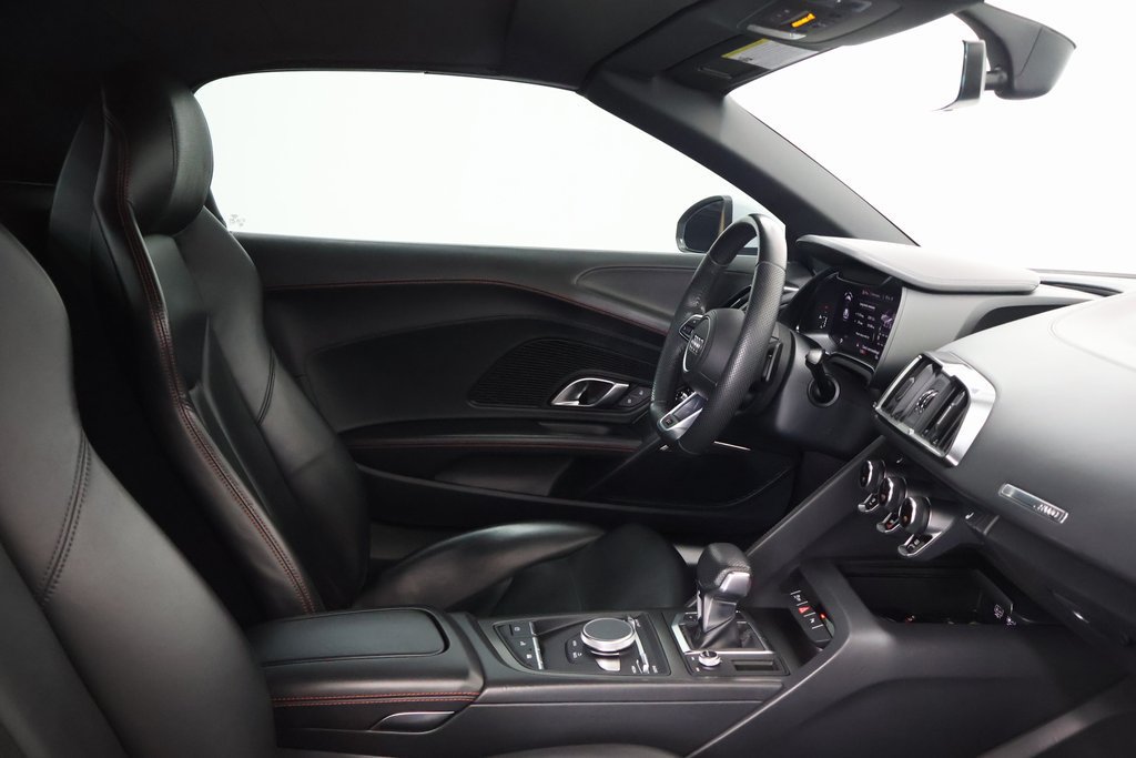 Used 2021 Audi R8 V10 w/ Premium Package RWD image 21