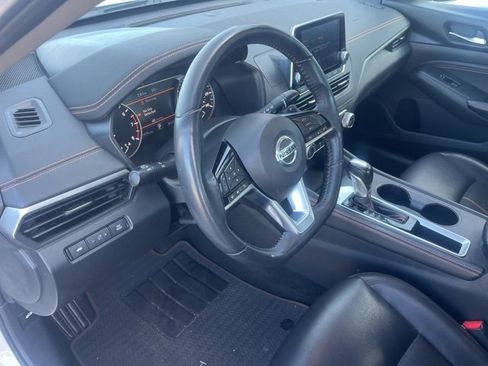 Used 2019 Nissan Altima 2.5 SR image 9