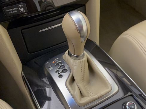 Used 2013 INFINITI FX37 2WD w/ Premium Pkg image 21