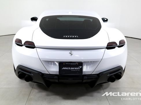 Used 2022 Ferrari Roma image 7