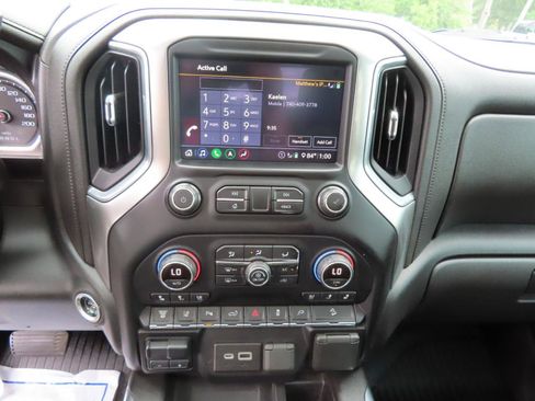 Used 2020 Chevrolet Silverado 2500 LTZ AWD/4WD image 39