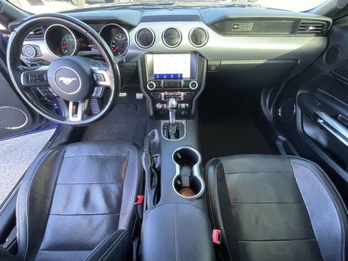 Used 2020 Ford Mustang Premium image 17