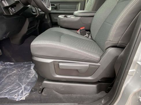 New 2026 RAM 3500 Tradesman image 9