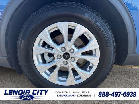 Used 2023 Ford Escape Active w/ Tech Pack #2 FWD image 9