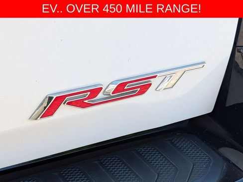 Used 2025 Chevrolet Silverado EV RST AWD/4WD image 12