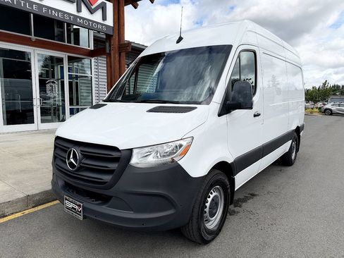 Used 2023 Mercedes-Benz Sprinter 2500 w/ Parking Package image 3
