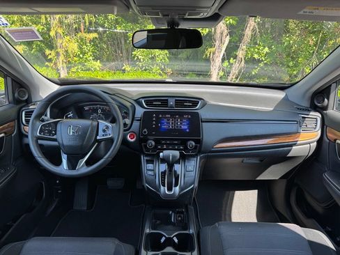 Used 2018 Honda CR-V EX image 2