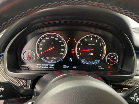 Used 2018 BMW X5 M w/ Executive Package image 34
