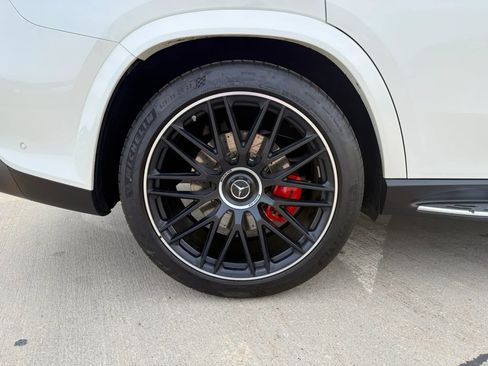 Used 2023 Mercedes-Benz GLS 63 AMG 4MATIC image 15