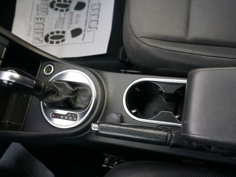 Used 2014 Volkswagen Beetle 2.5 image 20