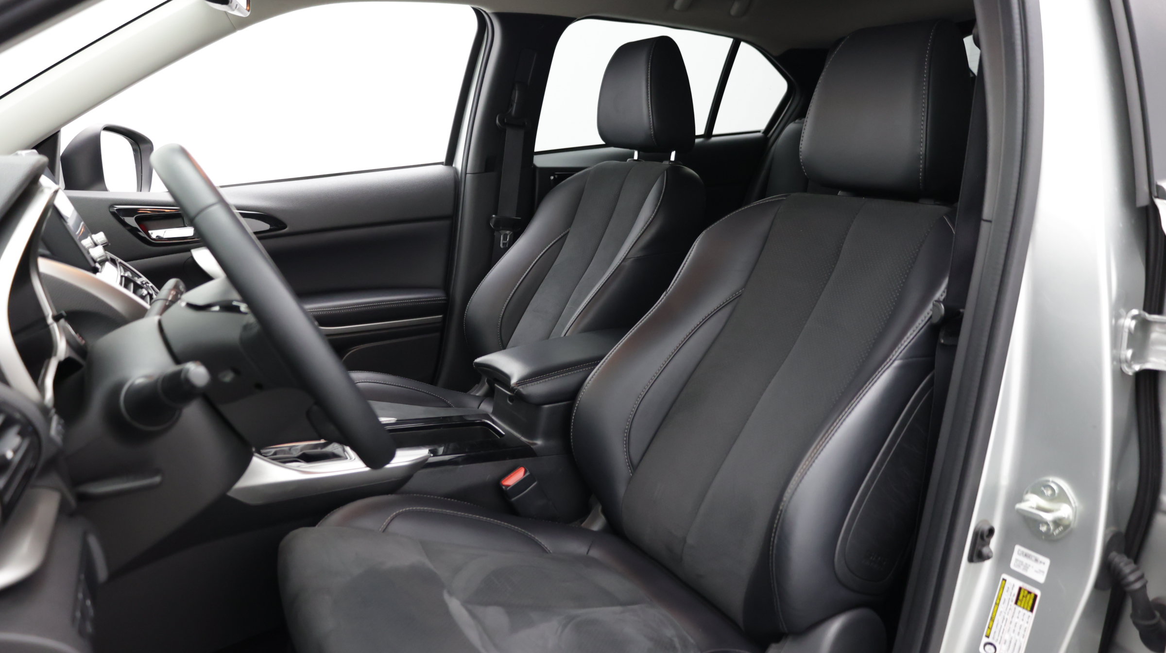 Used 2024 Mitsubishi Eclipse Cross SE AWD/4WD image 17