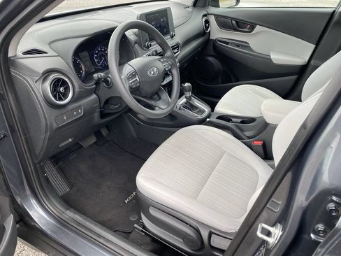 Used 2022 Hyundai Kona SEL FWD image 10