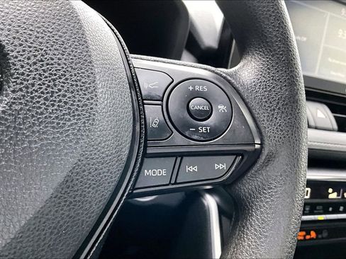 Certified 2021 Toyota RAV4 XLE FWD image 14
