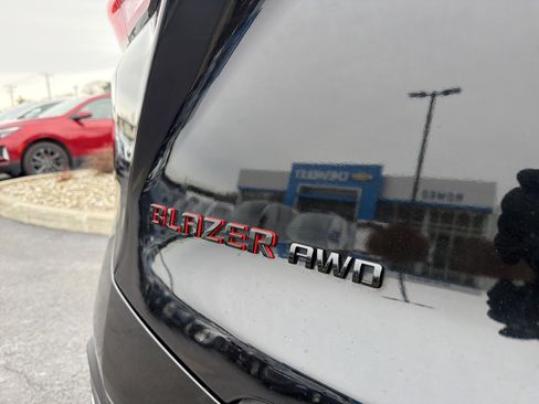 Used 2023 Chevrolet Blazer LT image 31