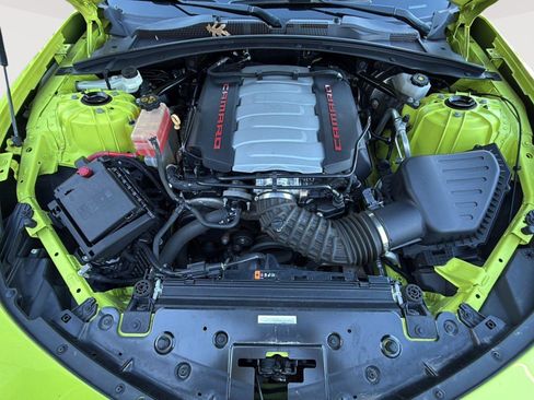 Used 2021 Chevrolet Camaro LT w/ RS Package image 11