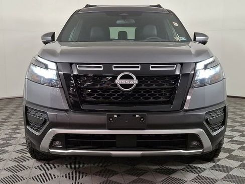 Used 2025 Nissan Pathfinder Rock Creek image 3