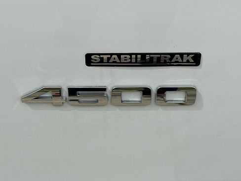 Used 2024 GMC Savana 4500 w/ Power Convenience Package image 27