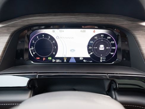 Used 2024 Volkswagen Atlas SEL Premium R-Line image 6