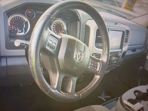 Used 2018 RAM 1500 Big Horn image 7