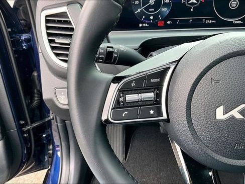 Certified 2024 Kia Seltos EX image 16