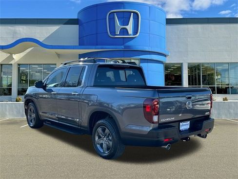 Used 2023 Honda Ridgeline RTL-E image 4