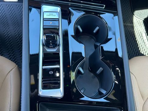 New 2026 Volkswagen Atlas Cross Sport SEL R-Line AWD/4WD image 35