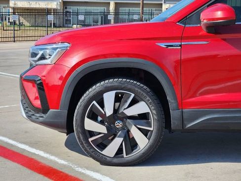 New 2024 Volkswagen Taos SEL image 5