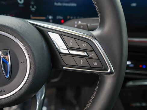 Used 2024 Buick Envision Preferred image 23