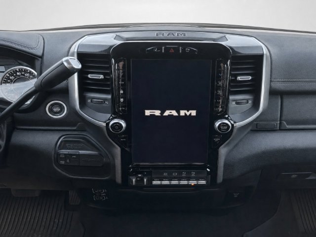 Used 2022 RAM 3500 Laramie AWD/4WD image 17