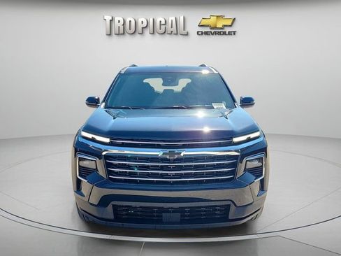 New 2026 Chevrolet Traverse LT FWD image 8