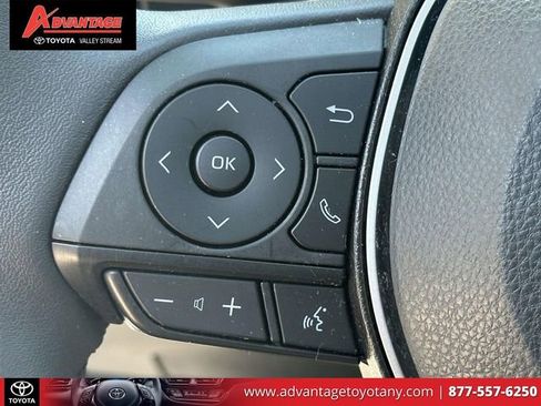 Certified 2022 Toyota RAV4 XLE w/ Convenience Package AWD/4WD image 25