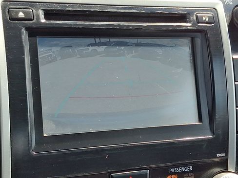 Used 2014 Toyota Camry SE image 18