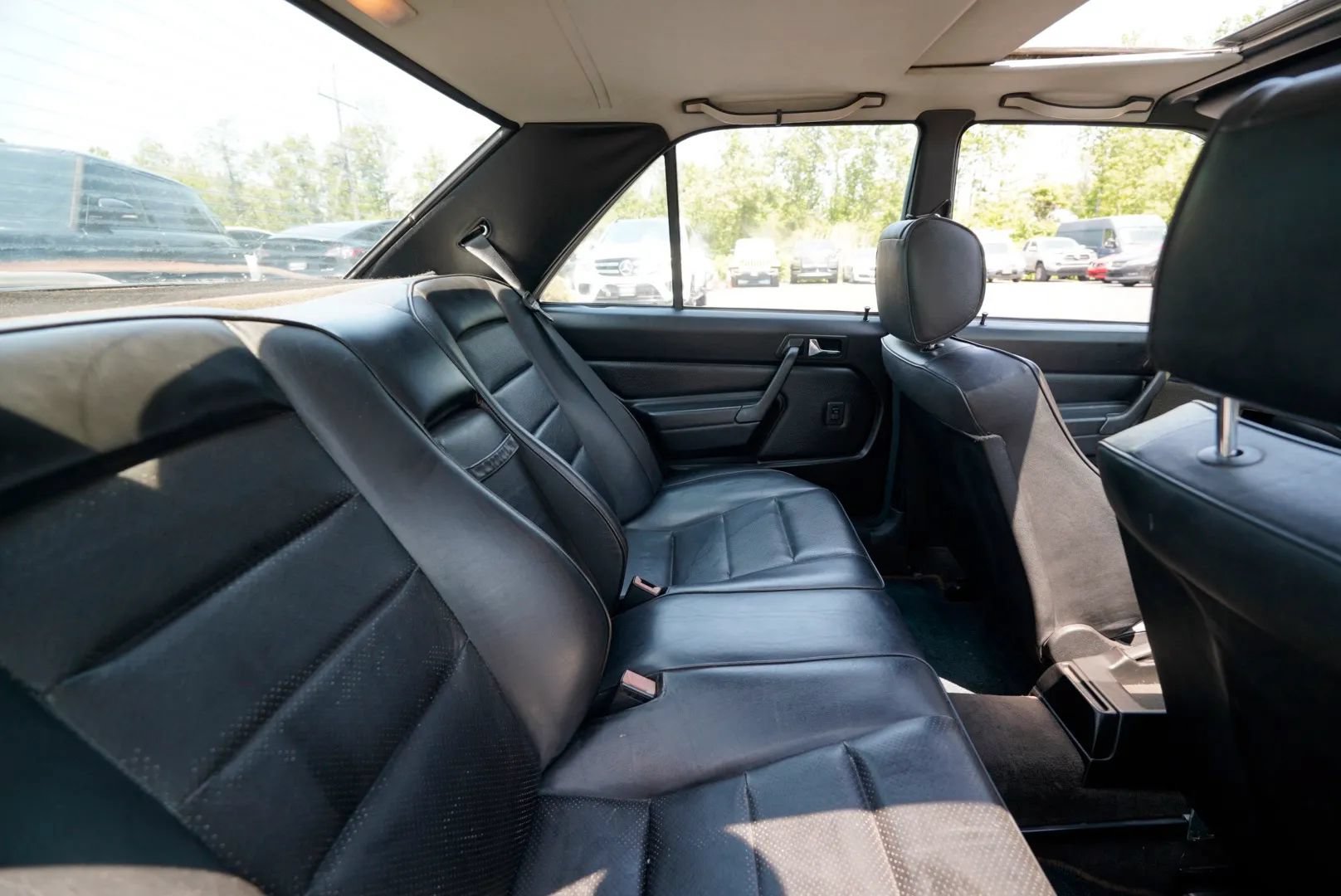 Used 1987 Mercedes-Benz 190 E 2.3-16 image 37