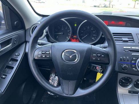 Used 2010 MAZDA MAZDA3 i Touring FWD image 16