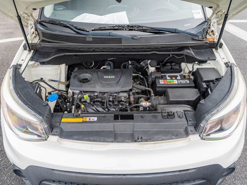 Used 2018 Kia Soul image 19