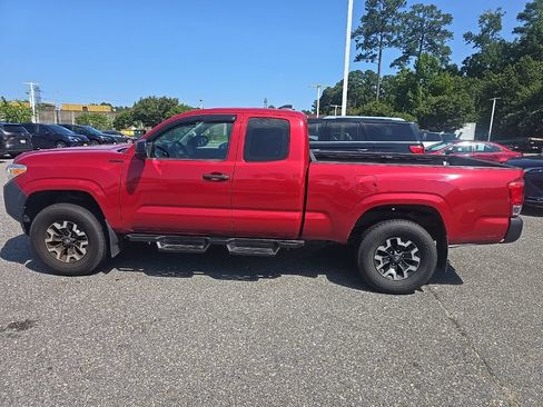 Used 2016 Toyota Tacoma SR AWD/4WD image 8