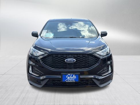 Used 2022 Ford Edge ST-Line w/ Class II Trailer Tow Package AWD/4WD image 2