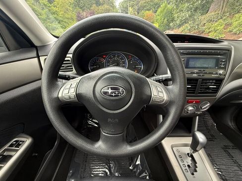 Used 2010 Subaru Forester 2.5X Premium image 21
