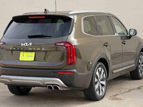 Used 2022 Kia Telluride EX w/ EX Premium Package FWD image 53