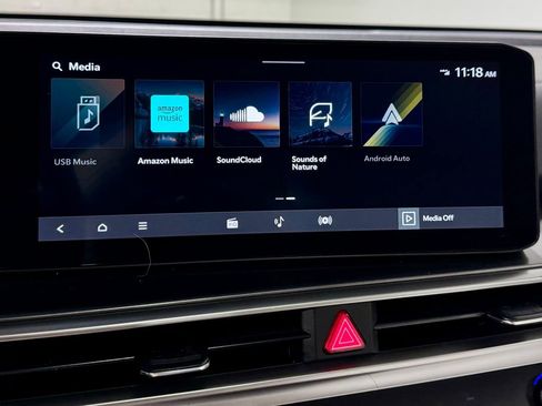 Used 2024 Kia Sorento EX w/ Panoramic Sunroof Package image 20