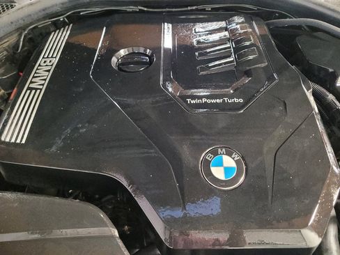 Used 2021 BMW 330i xDrive Sedan AWD/4WD image 30