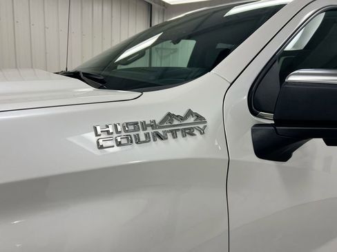 Used 2025 Chevrolet Silverado 1500 High Country w/ Technology Package image 27