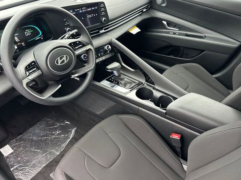 New 2026 Hyundai Elantra Blue image 7