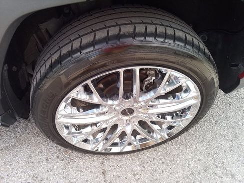 Used 2023 Toyota RAV4 XLE image 12