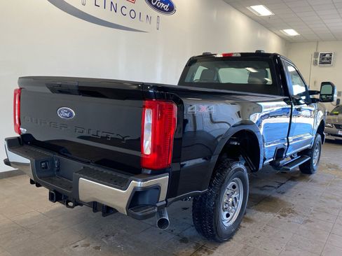 New 2026 Ford F250 XL w/ XL Chrome Package image 7