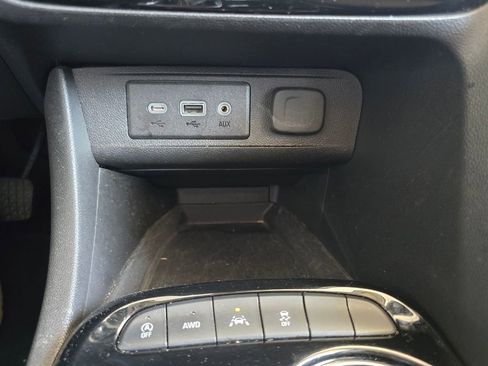 Used 2022 Buick Encore GX Select image 31