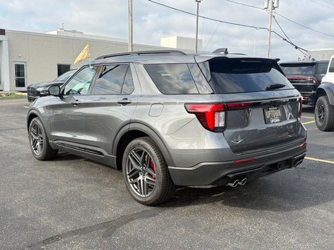 Certified 2026 Ford Explorer ST w/ Sun And Sound Package AWD/4WD image 7